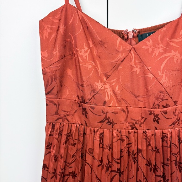 Lulus Regal Romance Rust Floral Jacquard Pleated Satin Midi Dress Medium Orange - Picture 3 of 7